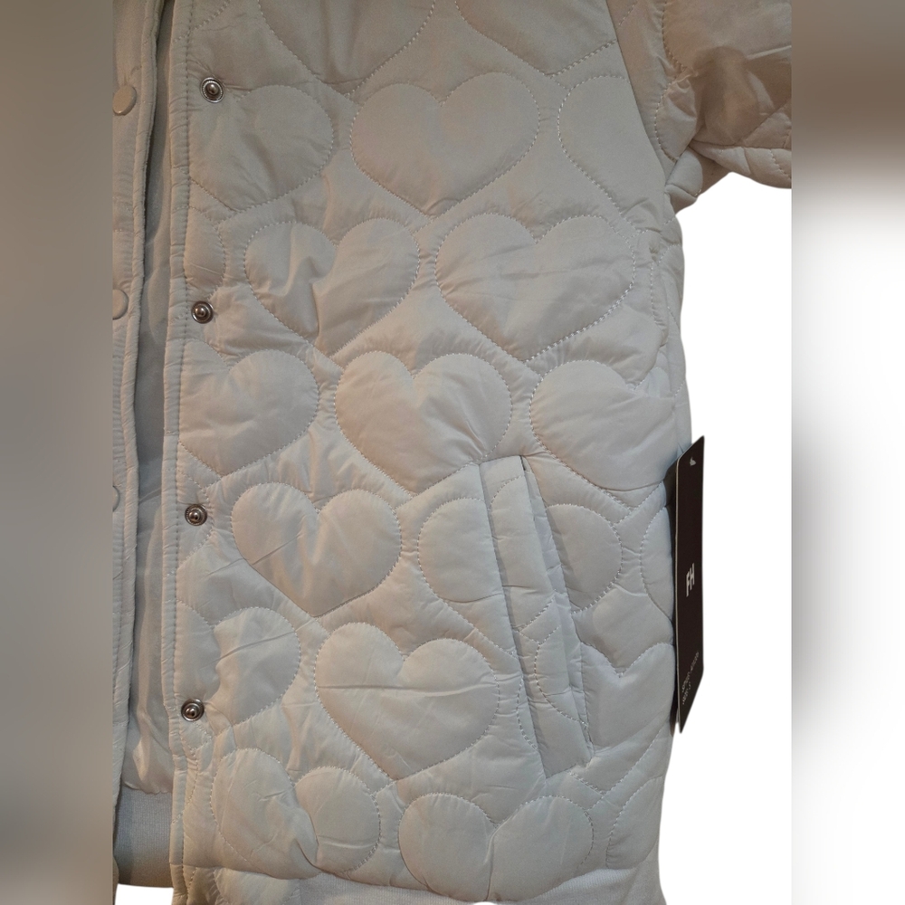 Free Haven - NEW Spring Cropped Puffer Quilted Heart Shape Light Jacket - Picture 4 of 9